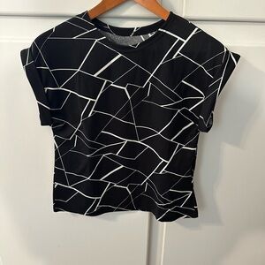 SHEIN Black and White Abstract Pattern Blouse